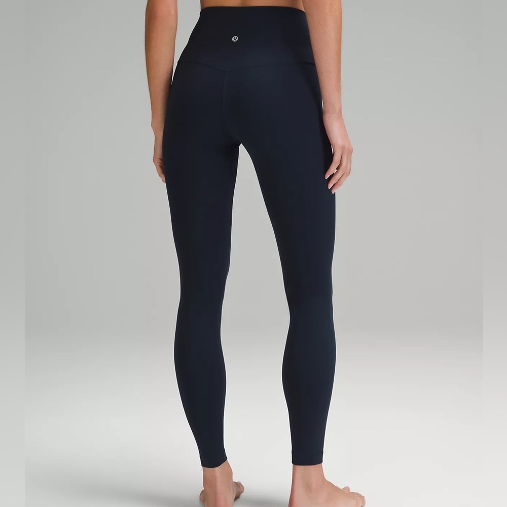 lululemon Mid Rise leggings 31" - Picture 3 of 8